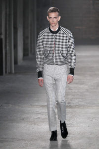 PHOTO © PETER STIGTER FILENAME IS DESIGNER NAME MENSWEAR SPRING/SUMMER 2012