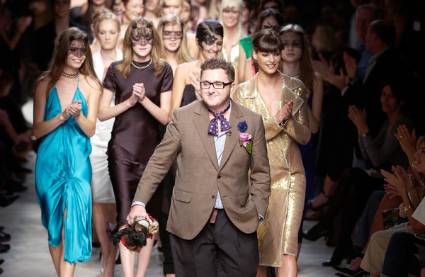 PHOTO © TEAM PETER STIGTER FILENAME IS DESIGNER NAME SPRING/SUMMER 2004