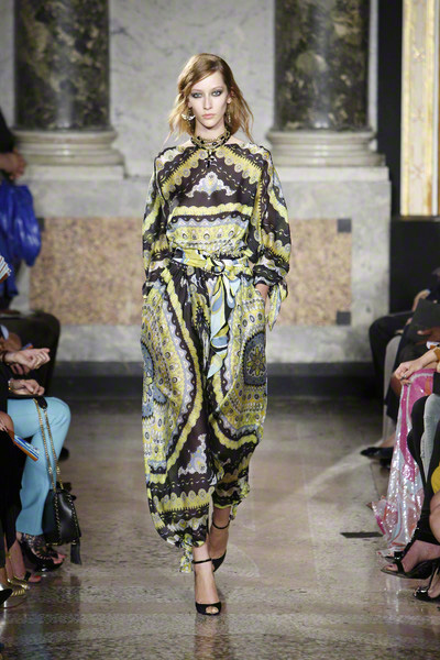 Emilio Pucci Catwalk Fashion Show Milan Womenswear FW2013  Team Peter  Stigter, catwalk show, streetwear and fashion photography