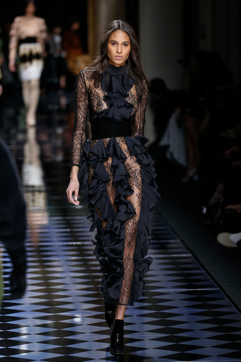 WOMENSWEAR TREND FW2016: Black Lace Extravaganza | Team Peter Stigter ...