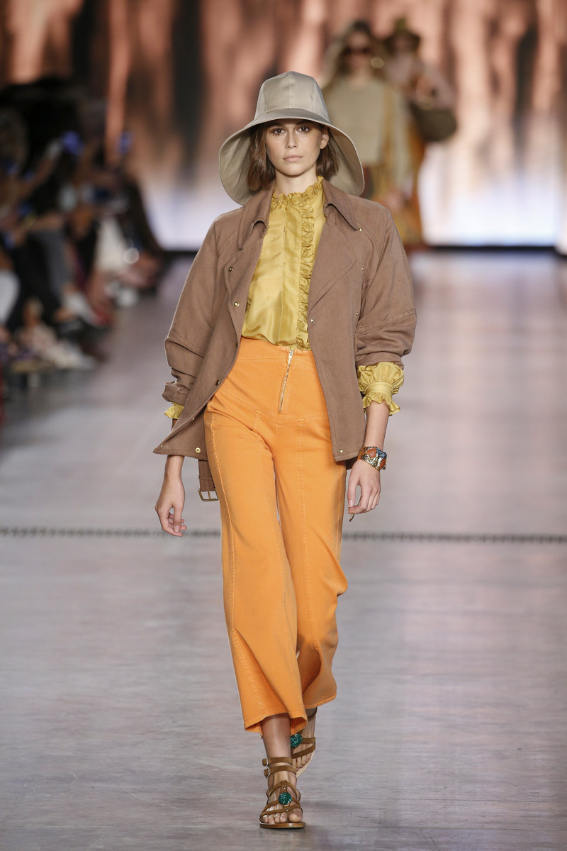 Tangerine Catwalk Fashion Trend SS2020 | Team Peter Stigter, catwalk ...